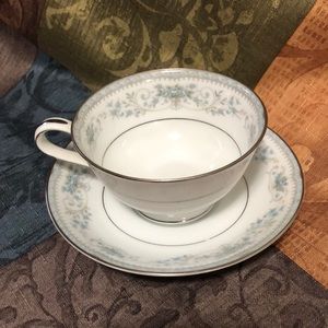 ✨EUC✨Vintage Noritake Fine Porcelain China✨Colburn Pattern✨One cup & one saucer.